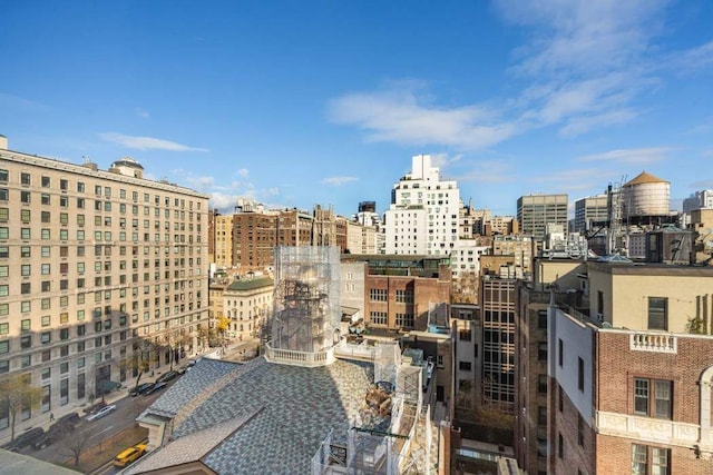 Listing photo 3 for 575 Park Ave Unit 1006, New York City NY 10065