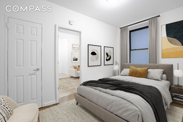 Listing photo 2 for 102 W 80th St Unit 19, New York City NY 10024