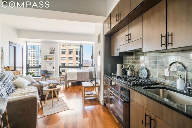 Listing photo 2 for 150 Myrtle Ave Unit 2802, New York City NY 11201