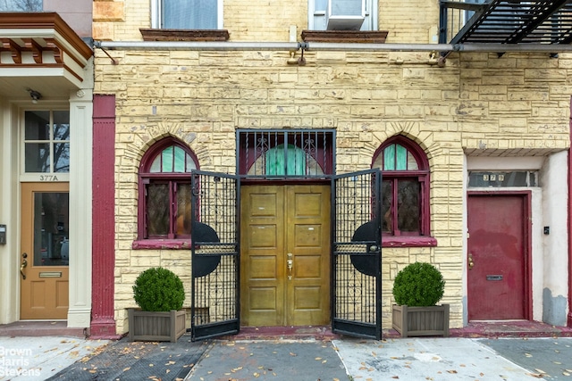 view of entrance to property