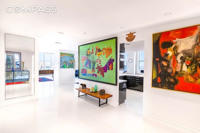 181 E 90th St Unit Ph32A, New York City, NY 10128 - view of corridor