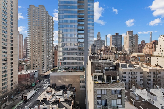 240 E 76th St Unit 14M, New York City, NY 10021 - city view