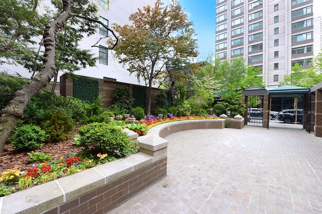 188 E 64th St Unit 1702, New York City, NY 10065 - view of home's community