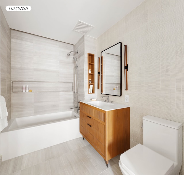 428 W 19th St Unit 8D, New York City, NY 10011 - full bathroom with  shower combination, vanity, and tile walls