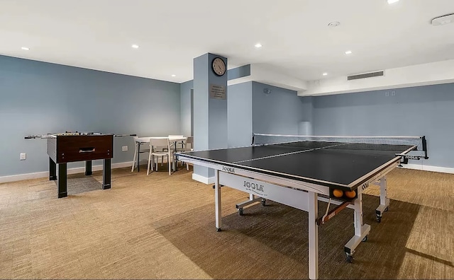 rec room featuring recessed lighting, visible vents, and baseboards