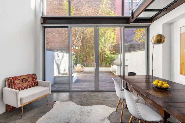 entryway with finished concrete flooring