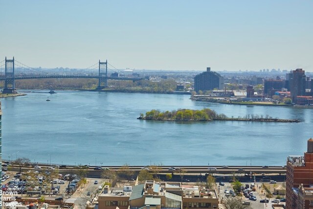 water view featuring a view of city