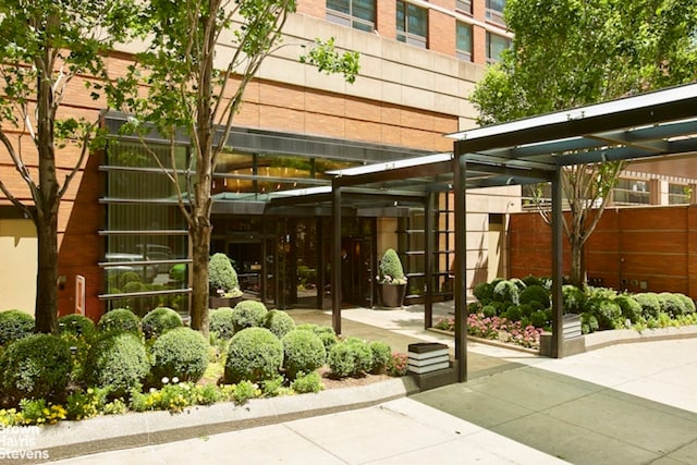 215 E 96th St Unit 25C, New York City, NY 10128 - entrance to property with brick siding