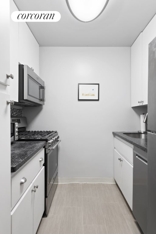 Listing photo 2 for 435 E 65th St Unit 3K, New York City NY 10065