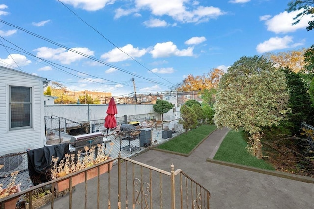 283 Bay 14th St, New York City, NY 11214 - view of patio