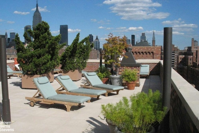 view of patio featuring a city view