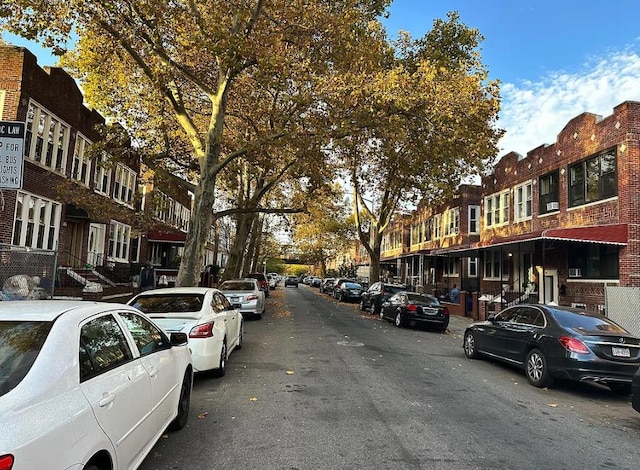 view of street featuring a residential view