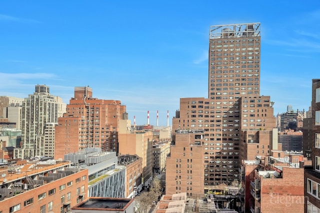 Listing photo 3 for 300 E 64th St Unit 14-C, New York City NY 10065