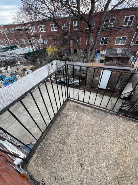 1241 E 98th St, New York City, NY 11236 - view of balcony