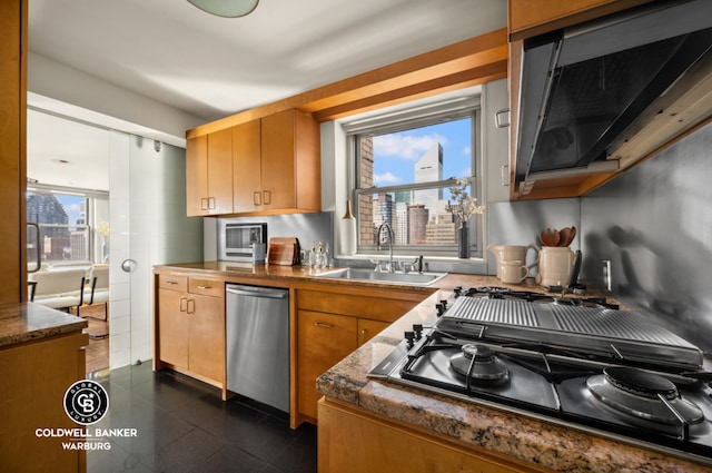 Listing photo 3 for 400 E 56th St Unit 31Rs, New York City NY 10022