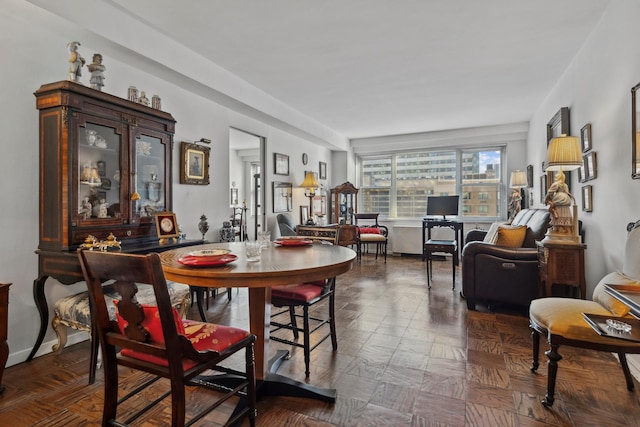 420 E 72nd St Unit 15E, New York City, NY 10021 - view of dining space