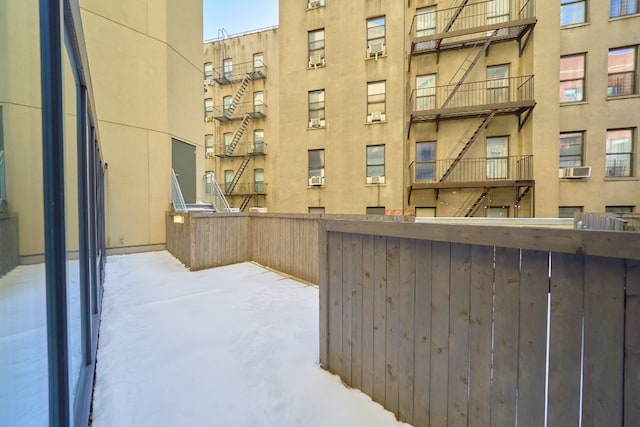 balcony featuring cooling unit