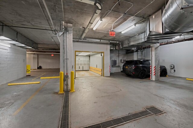 285 W 110th St Unit 2A, New York City, NY 10026 - view of parking deck
