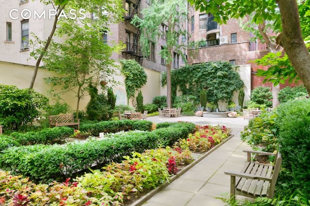 235 E 22nd St Unit 15U, New York City, NY 10010 - view of property's community