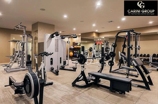 845 United Nations Plz Unit 36C, New York City, NY 10017 - view of exercise room