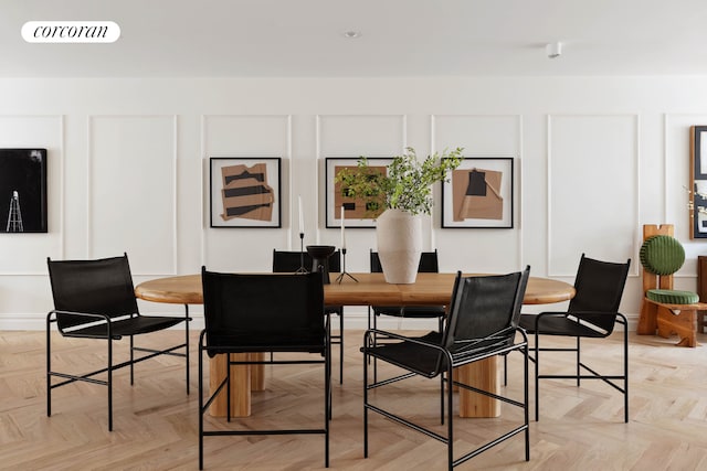 dining space featuring visible vents