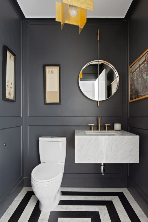 bathroom with sink and toilet