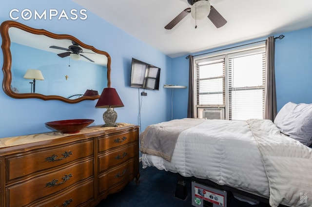 bedroom featuring ceiling fan