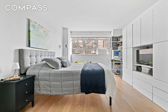 2727 Palisade Ave Unit 3H, New York City, NY 10463 - bedroom featuring light wood-style floors