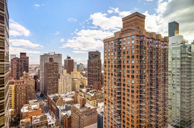 245 E 54th St Unit 30K, New York City, NY 10022 - view of city skyline