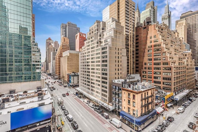 301 E 45th St Unit 10E, New York City, NY 10017 - city view