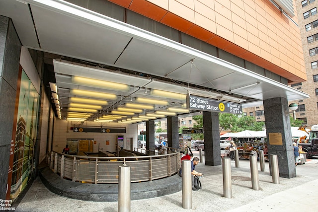 311 E 75th St Unit 3H, New York City, NY 10021 - view of surrounding community