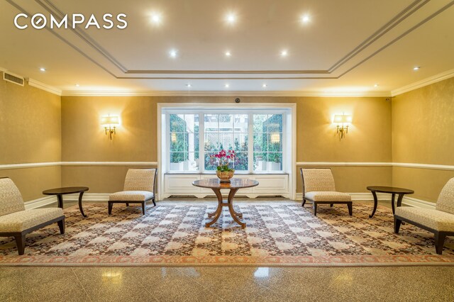 180 E 79th St Unit 5A, New York City, NY 10075 - lobby with ornamental molding