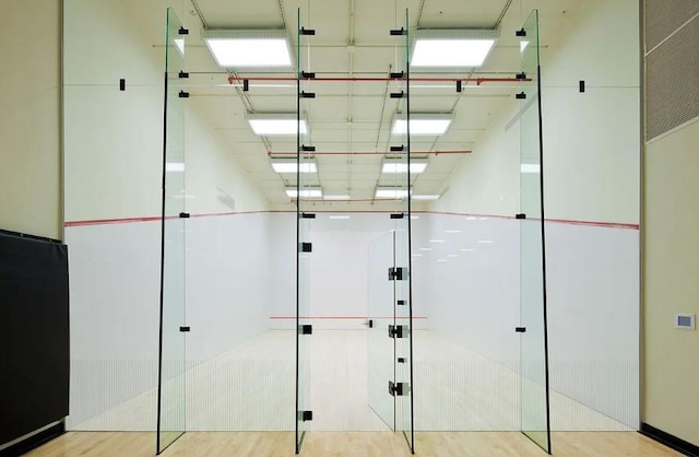 50 Riverside Blvd Unit 11J, New York City, NY 10069 - interior space featuring a sport court