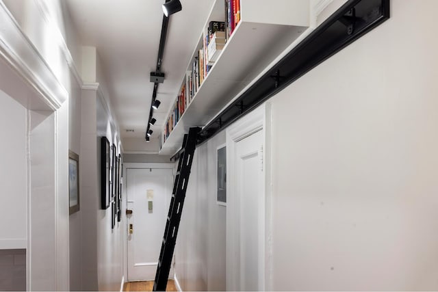 315 E 77th St Unit 1E, New York City, NY 10075 - view of hall