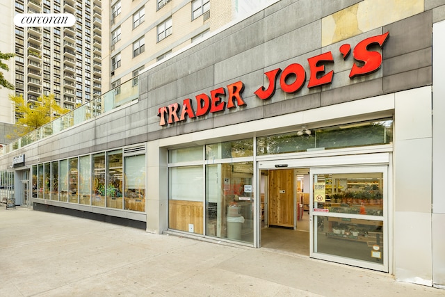 175 W 93rd St Unit 6F, New York City, NY 10025 - view of building exterior