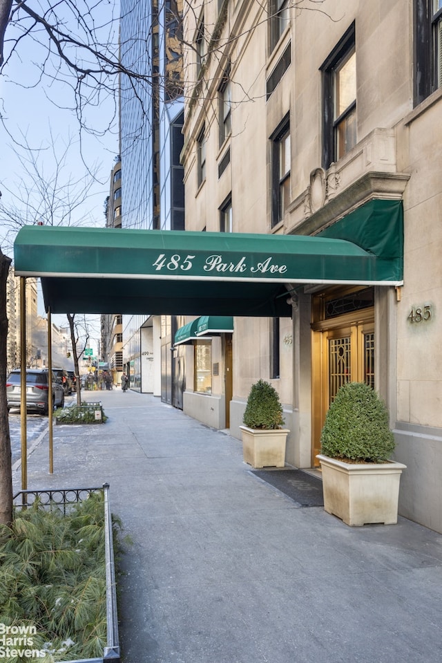 485 Park Ave Unit 4B, New York City, NY 10022 - view of property
