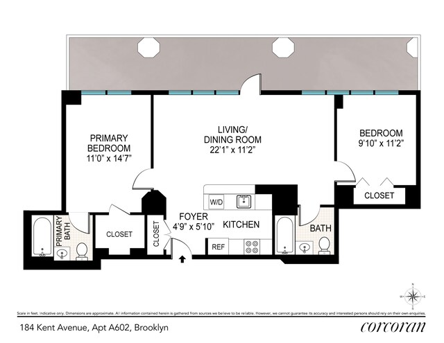 living area featuring wood finished floors, visible vents, and baseboards