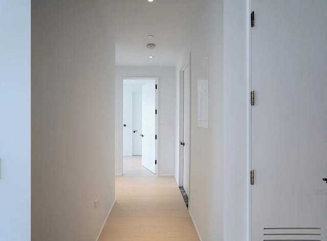 130 William St Unit 33C, New York City, NY 10038 - hall featuring baseboards