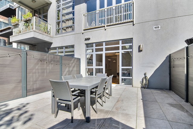 view of patio / terrace with outdoor dining space