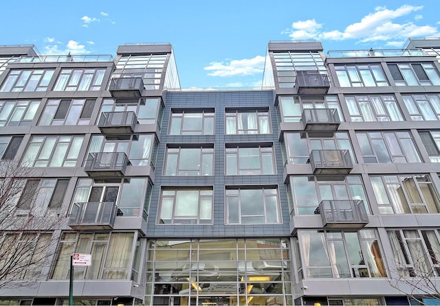 214 N 11th St Unit 1L, New York City, NY 11211 - view of apartment building / complex