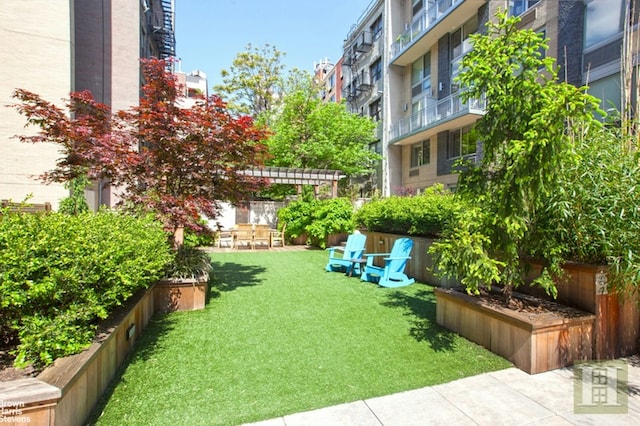 view of yard with a pergola