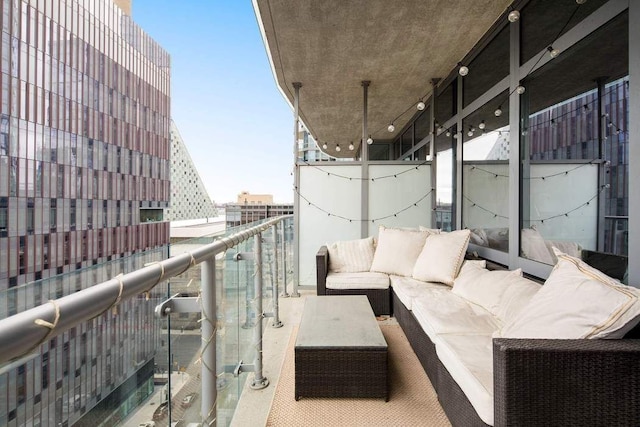 555 W 59th St Unit 12E, New York City, NY 10019 - balcony with an outdoor hangout area