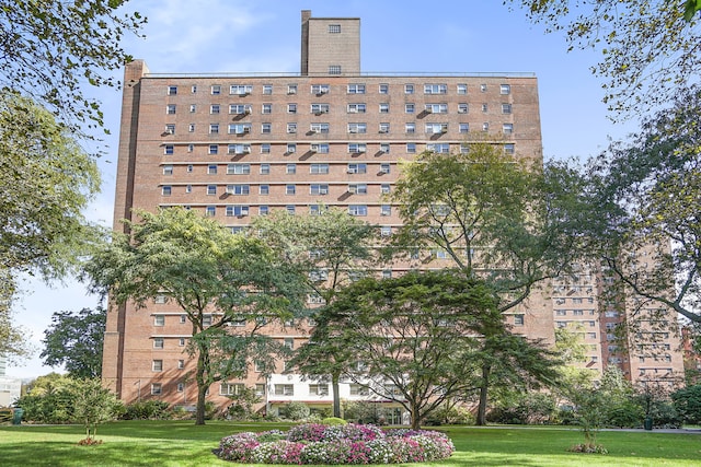 215 Adams St Unit 15G, New York City, NY 11201 - view of apartment building / complex