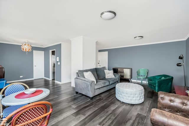 3333 Henry Hudson Pkwy Unit 23P, New York City, NY 10463 - living room featuring wood finished floors, a chandelier, crown molding, and baseboards