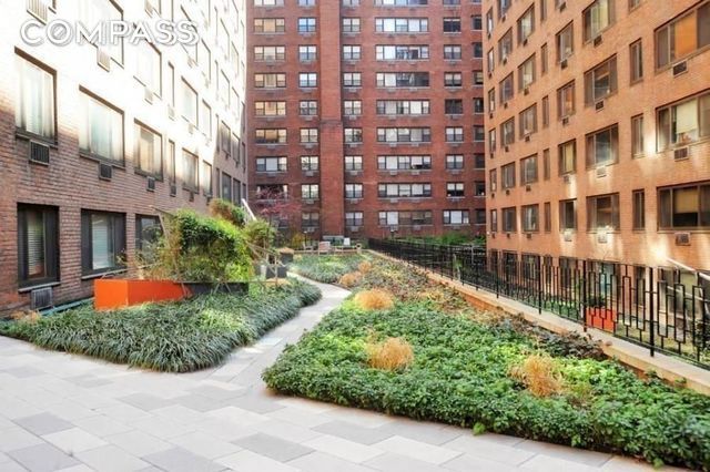 420 E 64th St Unit E3A, New York City, NY 10065 - view of surrounding community