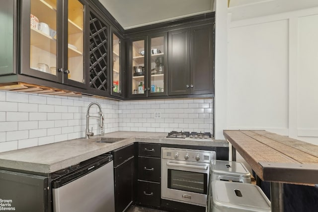 Listing photo 2 for 20 Jane St Unit B, New York City NY 10014