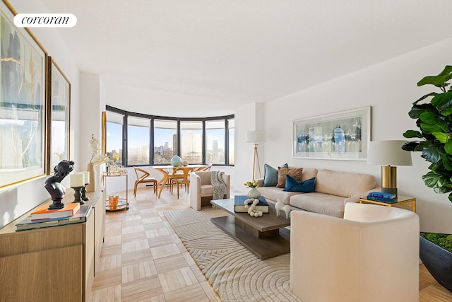 330 E 38th St Unit 27A, New York City, NY 10016 - view of living room
