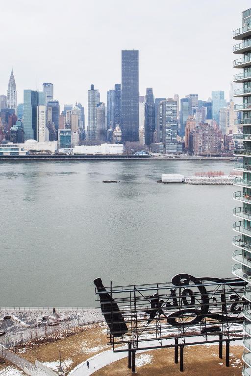 water view with a view of city