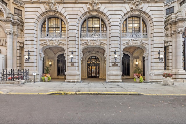 2109 Broadway Unit 902, New York City, NY 10023 - property entrance featuring a balcony and stone siding