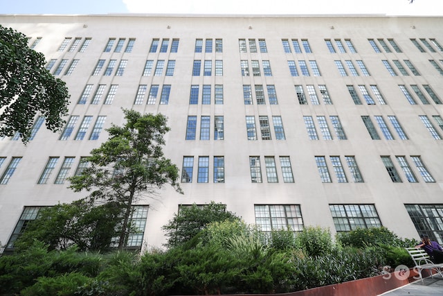 184 Kent Ave Unit B312, New York City, NY 11249 - view of apartment building / complex